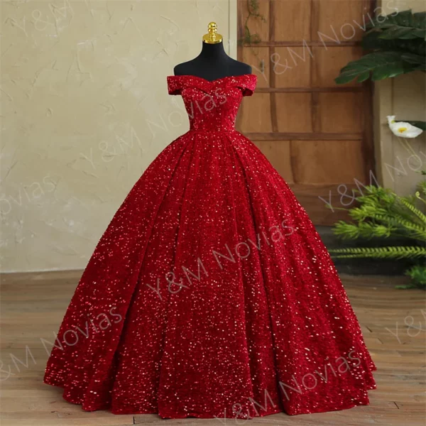 Y & M Novias personnalisé grande taille luxe paillettes nœud épaules dénudées rouge foncé Quinceanera robes 15 robe De bal pour fête Vestido De Noiva